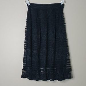 Francesca's Annabella lace skirt small